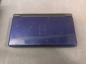 lot 250 image: Nintendo DS & Games