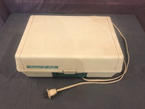 lot 252 image: GE Concert Hall Record Player