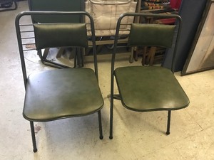lot 277 image: Vintage Folding Chairs