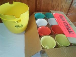 NEW Vintage Insulated Mugs (12) and more.