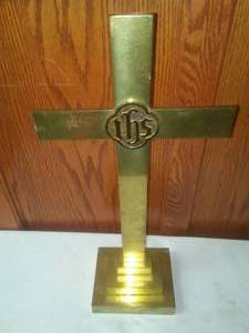 Vintage Heavy Brass Christian Cross.