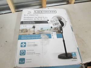 lot 28 image: black and decker 16 inch stand fan ...