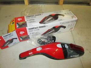 lot 29 image: dirt devil 12v lithium cordless qui...