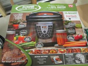 lot 32 image: power XL preassure cooker 10 quart ...