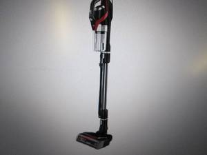 lot 37 image: bissel cleanview pet slim corded va...