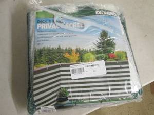 lot 169 image: deck and fence privacy sccreen 15 f...