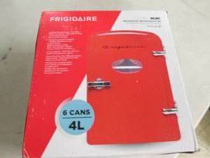 lot 191 image: frigidare 6 cans retro mini beverag...