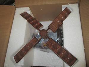 lot 194 image: solar windmill light house ...