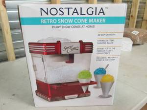 lot 213 image: nostalgia retro snow cone maker ...
