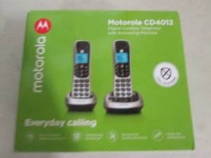 lot 244 image: motorola CD4012 digital cordless te...