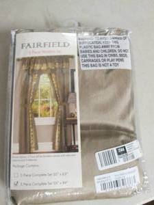 lot 251 image: fairfield 5 piece window set 55 x 8...