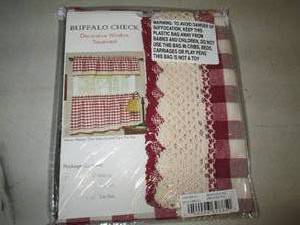 lot 265 image: buffalo check decorative window tre...