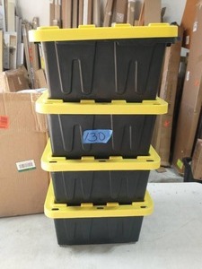 lot 130 image: MUSCLE RACK 5 Gal. Heavy Duty Storage Bin (4-Pack)