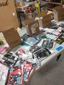 lot 71 image: LOT OF MIXED FACE MASKS AND HAND SANITIZER