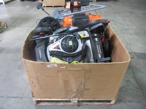lot 16 image: WHOLESALE MIXED PALLET OF GAS PUSH MOWERS