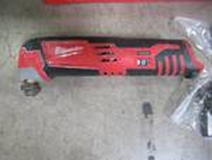 lot 750 image: Milwaukee M12 12-Volt Lithium-Ion Cordless Multi-Tool (Tool-Only) 2426-20 - Used