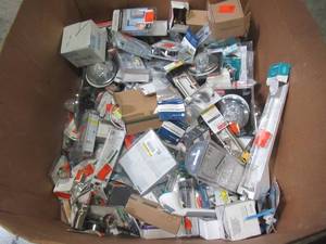 lot 400 image: WHOLESALE MIXED PALLET OF SHOWER AND BATH FAUCETS, DRAINS, HEADS, HARDWARE AND MORE