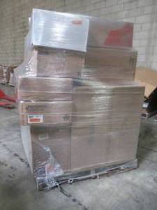lot 301 image: WHOLESALE MIXED PALLET OF INDOOR LIGHTING AND CHANDELIERS