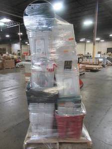 lot 212 image: WHOLESALE MIXED PALLET OF STORAGE BINS