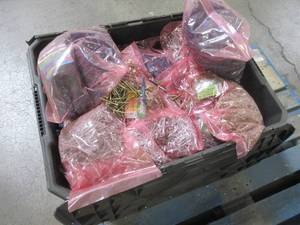 lot 711 image: WHOLESALE MIXED BIN OF MICELLANEOUS CONCRETE AND CONSTRUCTION SCREWS