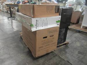 lot 318 image: WHOLESALE MIXED PALLET OF MICROWAVES, RANGE HOODS AND TRIM KIT