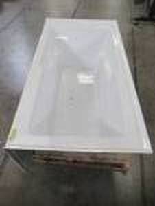 lot 537 image: Swiss Madison Voltaire 60 in. x 32 in. Acrylic White, Alcove, Integral, Right-Hand Drain, Apron Rectangular Bathtub in White SM-AB542 - tub has a small chip, marksscratches,