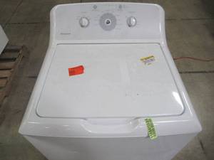 lot 606 image: Hotpoint 3.8-cu ft Top-Load Washer with Agitator (White) HTW240ASKWS