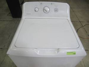 lot 612 image: Hotpoint 3.8-cu ft Top-Load Washer with Agitator (White) HTW240ASKWS