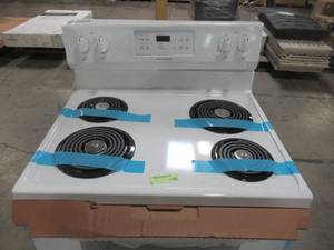 lot 620 image: Frigidaire 30-in 4 Elements 5.3-cu ft Self-Cleaning Freestanding Electric Range (White) FFEF3016VW