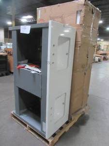 lot 540 image: WHOLESALE MIXED PALLET OF MISCELLANEOUS VANITIES (60 & 72) - SCRATCH AND DENT, FOR PARTSRESTORE