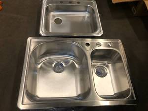 Mixed lot of sinks- mixed conditions- see pictures