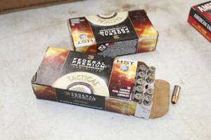 lot 428 image: Lot of ( 2 boxes ) Federal Ammunition Premium Law Enforcement 9mm Luger 147 Grain HST Tactical Centerfire Pistol Cartridges ( 50 per box )