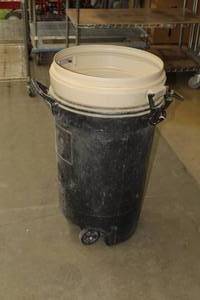 lot 472 image: Lot of (2) Rubbermaid Plastic Wheeled Container 32-Gallon