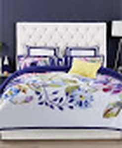 lot 34 image: Christian Siriano New York Christian Siriano Garden Bloom FullQueen 3 Piece Duvet Set