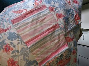 lot 46 image: Whim by Martha Stewart Collection Flamingo Lagoon 3-Pc. FullQueen Comforter Set, Created for Macys