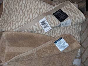 lot 54 image: Hotel Collection & Charter House Towels