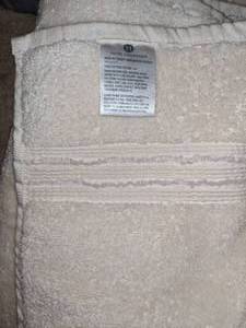 lot 51 image: 3 Hotel Collection Bath Towels & Hand Towel
