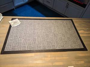 lot 66 image: Riviera Home Basket Weave Door Mat