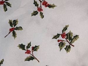 lot 110 image: Full Size Poinsetta Sheet Set