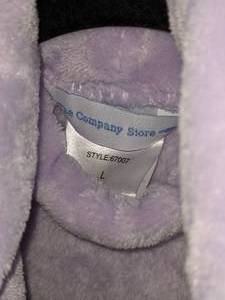 lot 125 image: The Company Store Plush Lilac Bathrobe Sz L