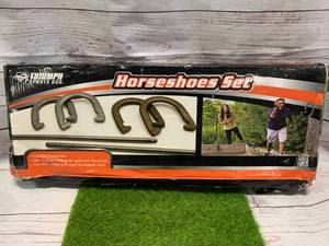Triumph Sports USA Horseshoe Set
