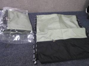 lot 36 image: 2 Drawstring Packs...