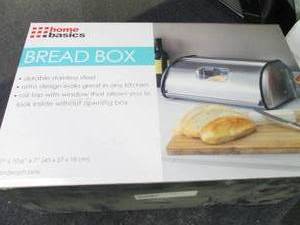 lot 184 image: Home Basics 14 pc Kitchen Set with ...