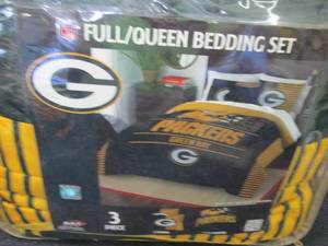 lot 207 image: FullQueen NFL Packers Bedding Set...