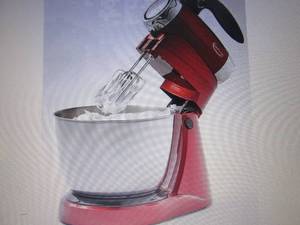 lot 246 image: Betty Crocker Stand Mixer open box ...