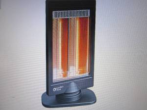 lot 249 image: Comfort Zone Oscillating Halogen Ra...