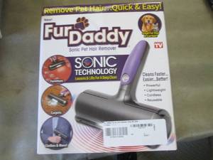 lot 357 image: Fur Daddy Sonic Pet Hair Remover op...