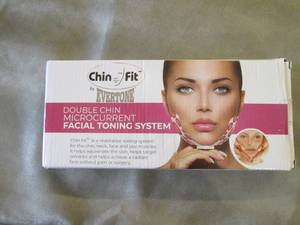 lot 366 image: Chin Fit by Evertone open box Retai...