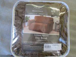 lot 371 image: Kathy Ireland Home Daybreak Lovesea...