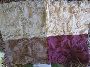 lot 376 image: 2 Chenille Pillow Shams...